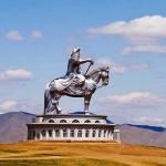Aniversário de Genghis Khan Genghis Khan é um aspirante a comandante