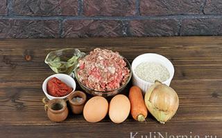 Kıyılmış et ve pilavdan bir tavada soslu kirpi: fotoğraflı tarif