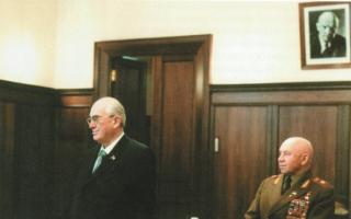Relações de Georgy Tsinev com Brejnev